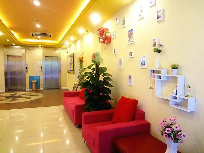 Шанхай: Home Inns Shanghai Quyang Business Center Dabaishu Subway Station Bran