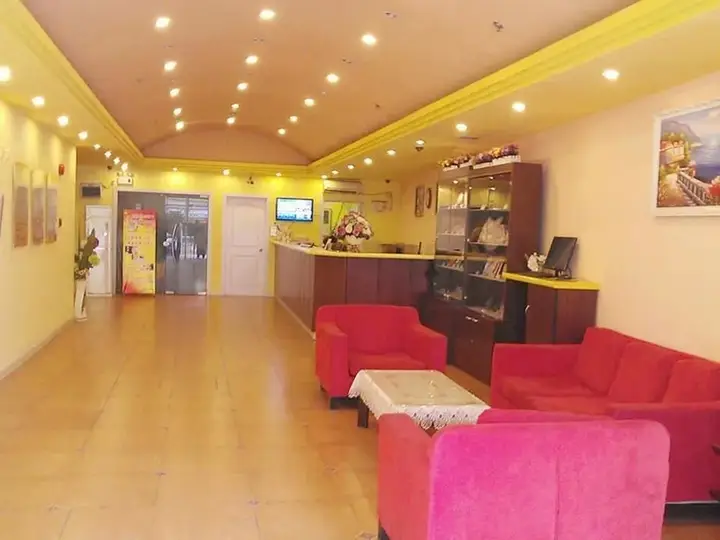 Шанхай: Home Inn Ouyang Road