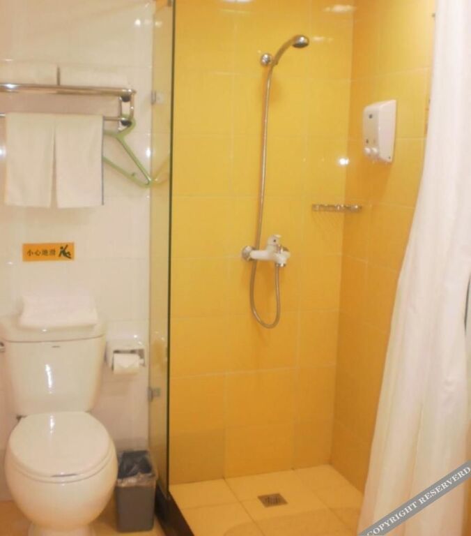 Гуанчжоу: Home Inn (Guangzhou Tianhe Road Sports West Metro Station)