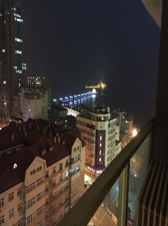Циндао: Dabinhan Shanghao Seaview Apartment