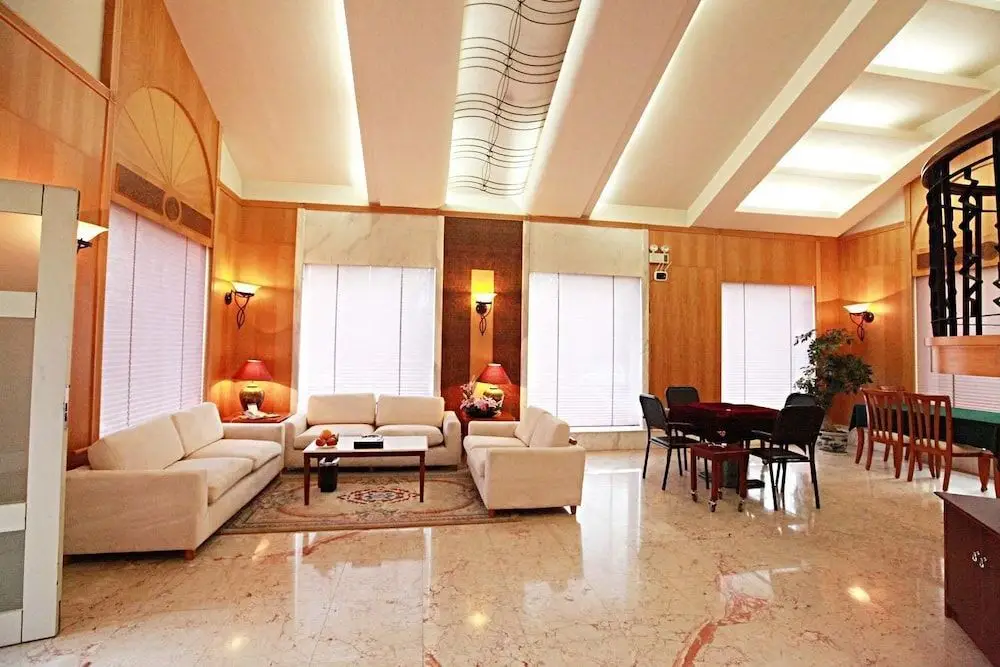Kunming Wanghu Hotel — фото 1