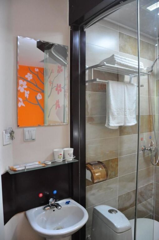 Цзинань: Alb Inn