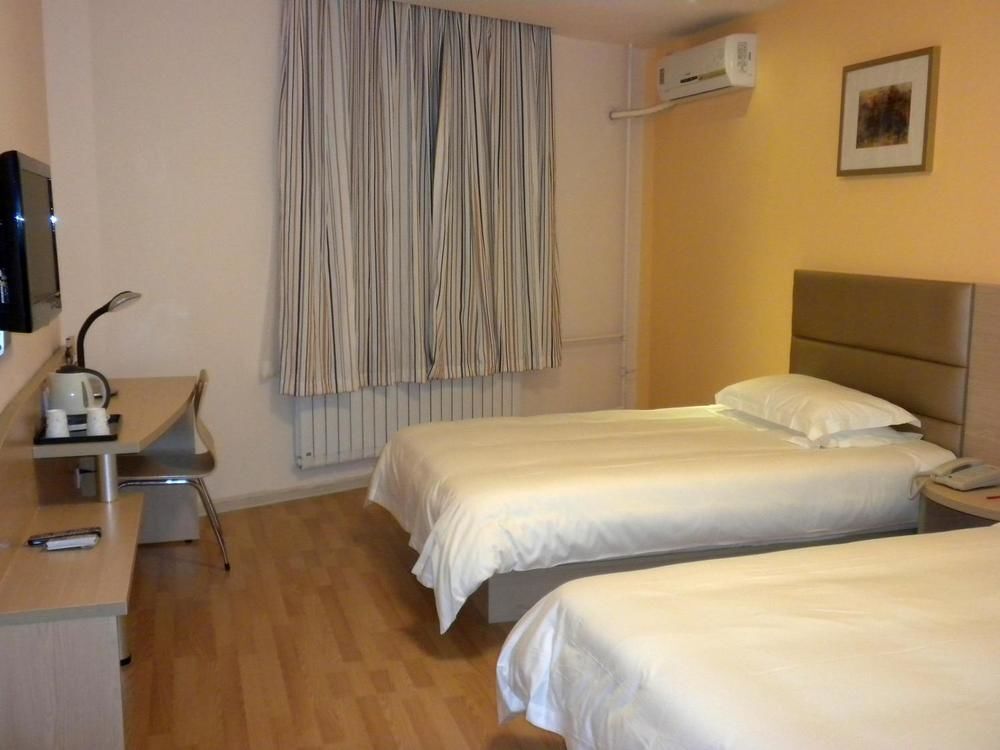 Хецзе: Grace Inn Hotel