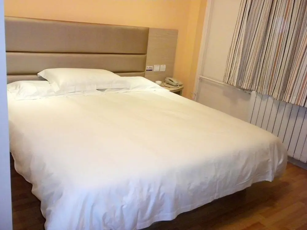 Хецзе: Grace Inn Hotel