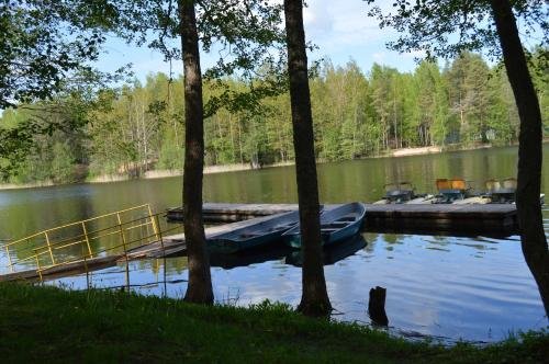 Луга: Camping Okhotnik i Rybolov