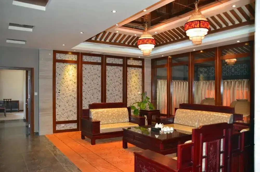 Вэйхай: Good Fortune Paintings Center