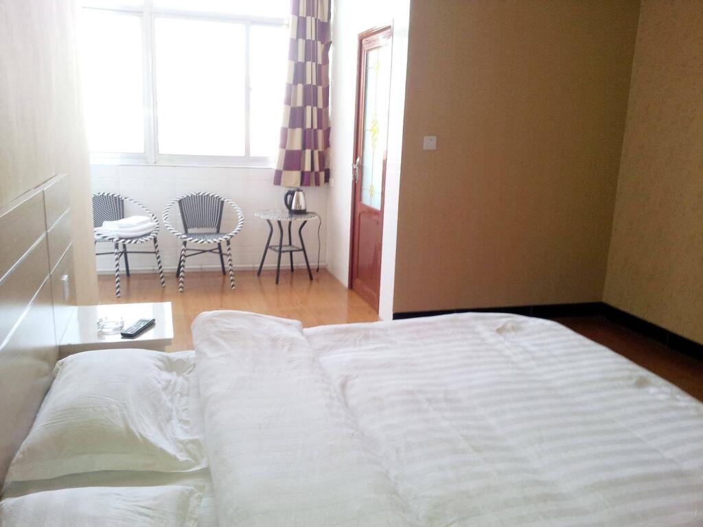 Тайюань: Yijia Express Hotel Taiyuan Wusu Airport
