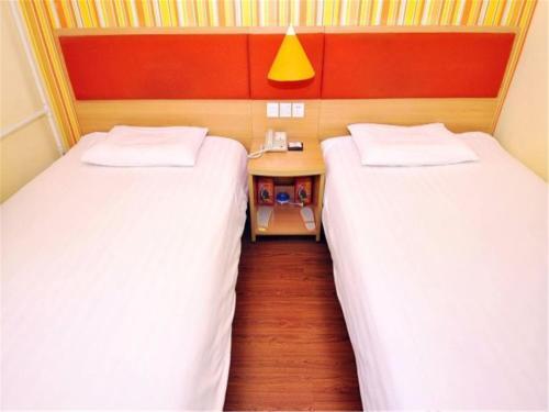 Цзинань: Home Inn Jinan Jingsan Weisi Road Daguanyuan