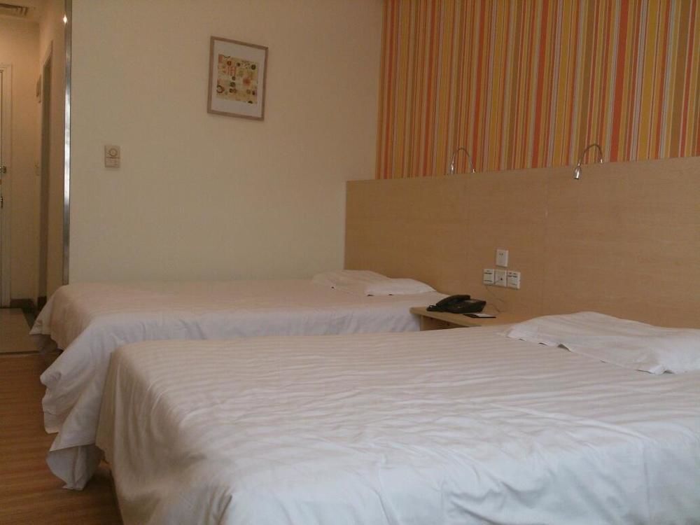 Гуанчжоу: 7 Days Inn Guangzhou Xintang Terminal Building Branch