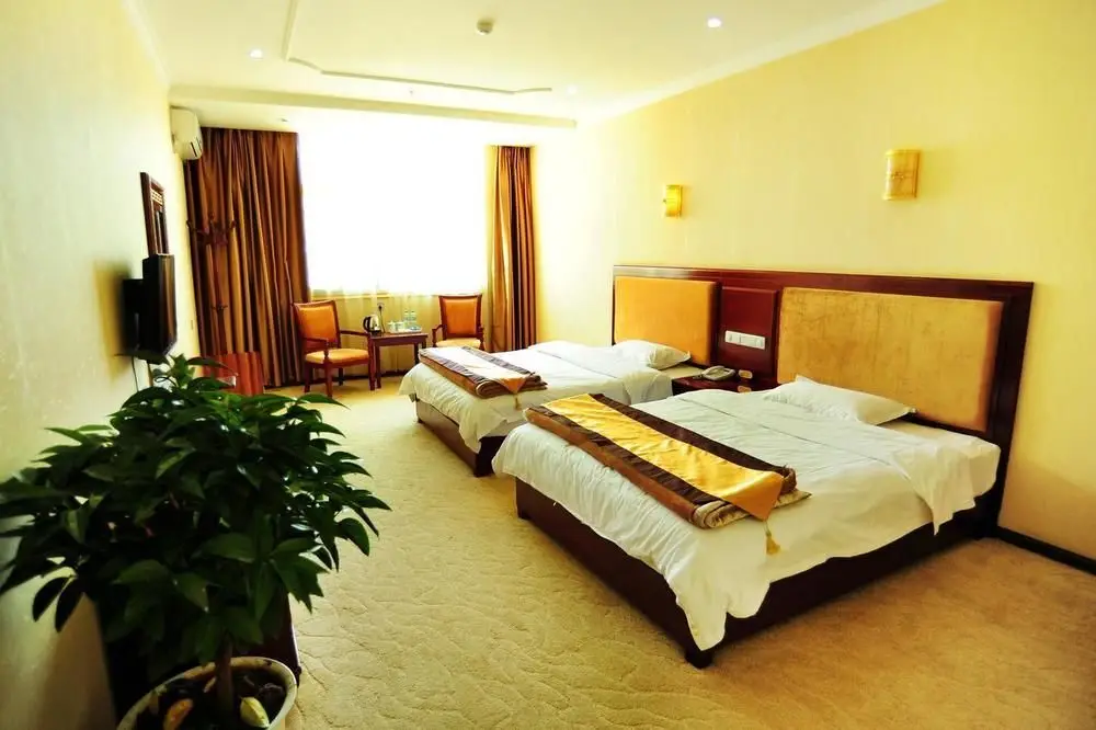 Куньмин: Kunming Jiyang Hot Spring Hotel
