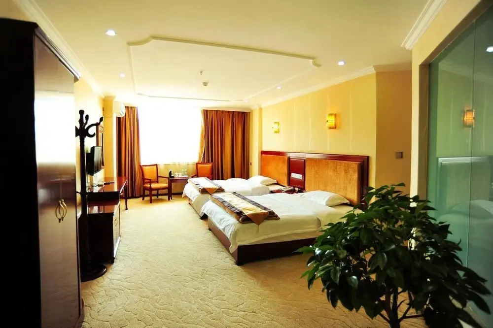Куньмин: Kunming Jiyang Hot Spring Hotel