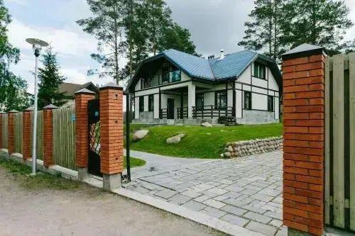 Сосново: Cottages in Chernichnoe