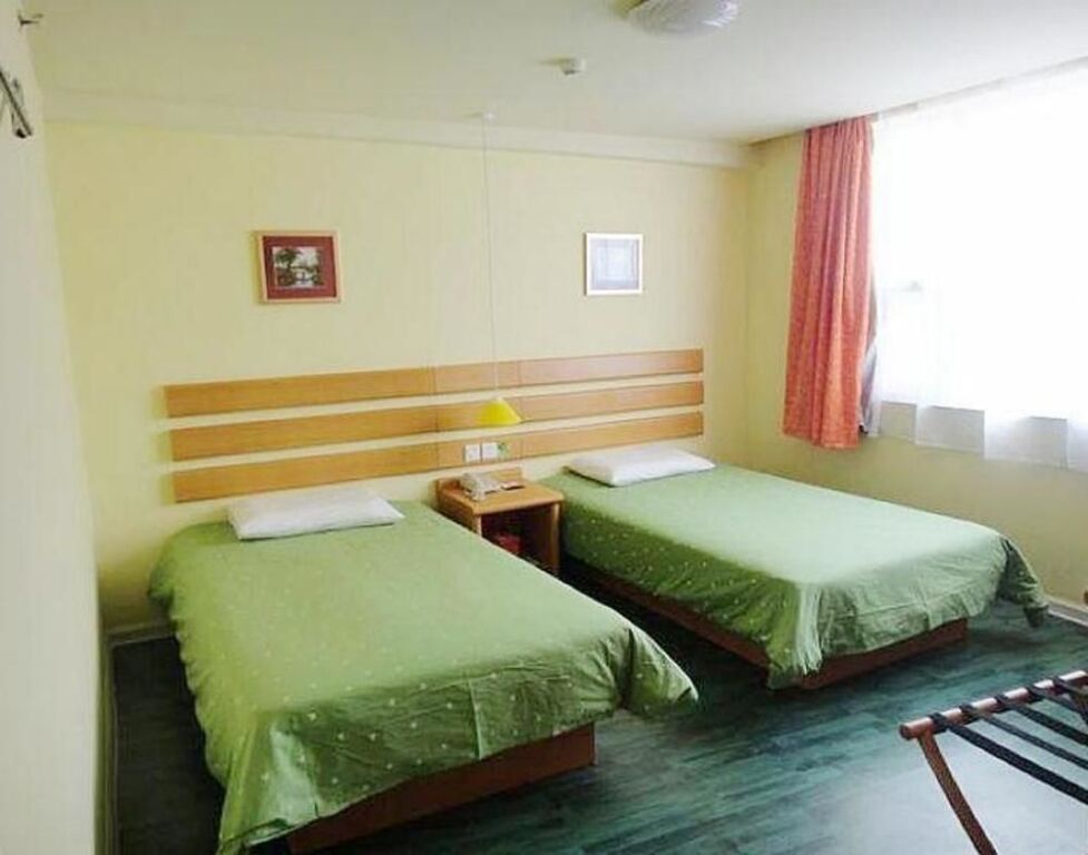 Home Inn Pingxiang Lvyin Square — фото 1