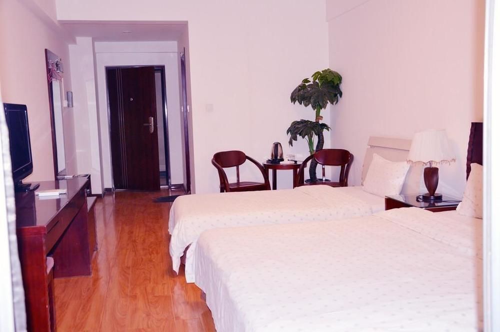 Сиань: She and He Hotel Apartment