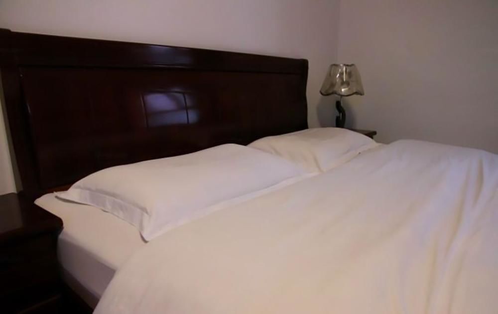 Сиань: She and He Hotel Apartment