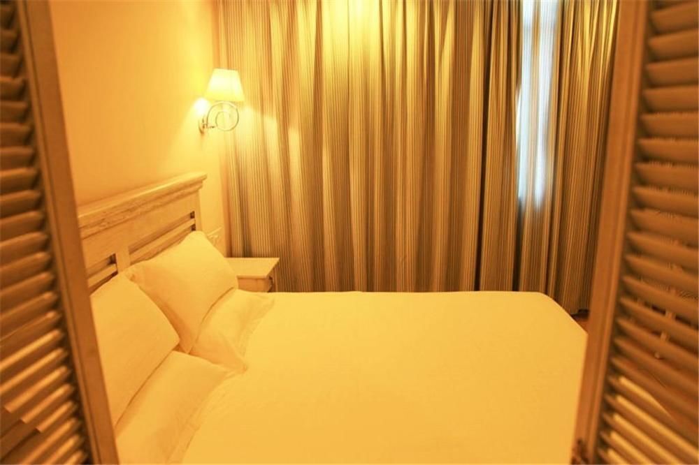 Санья: Home Inns Hotel