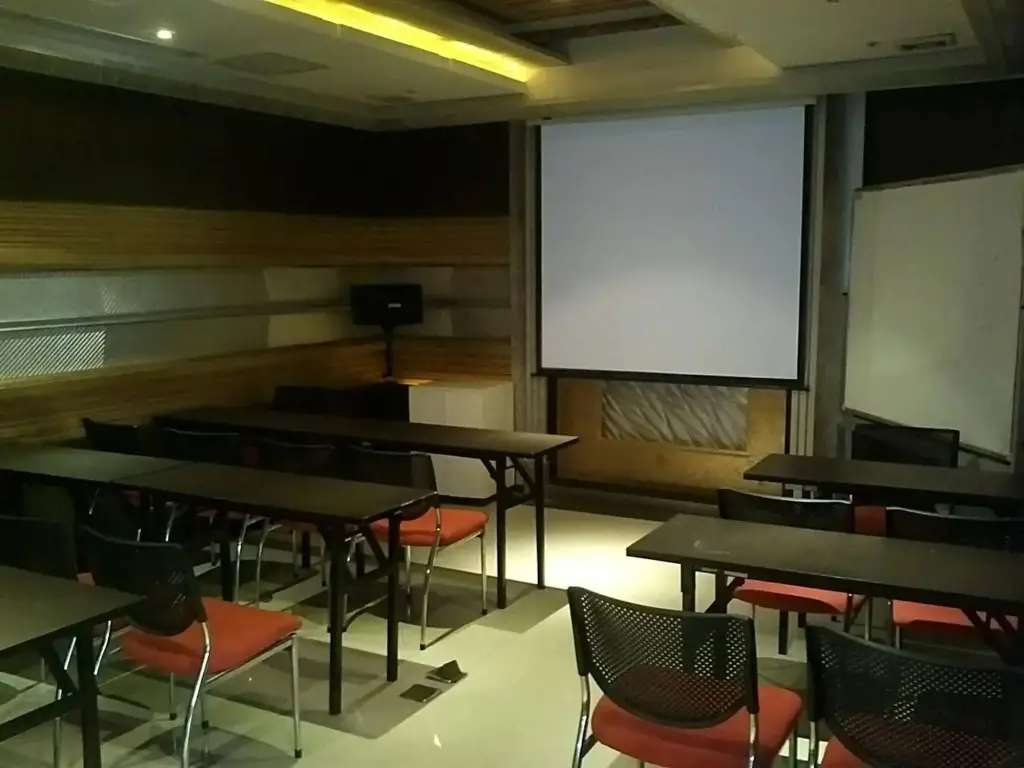 Шанхай: Motel 168 Shanghai Yindu Road Branch