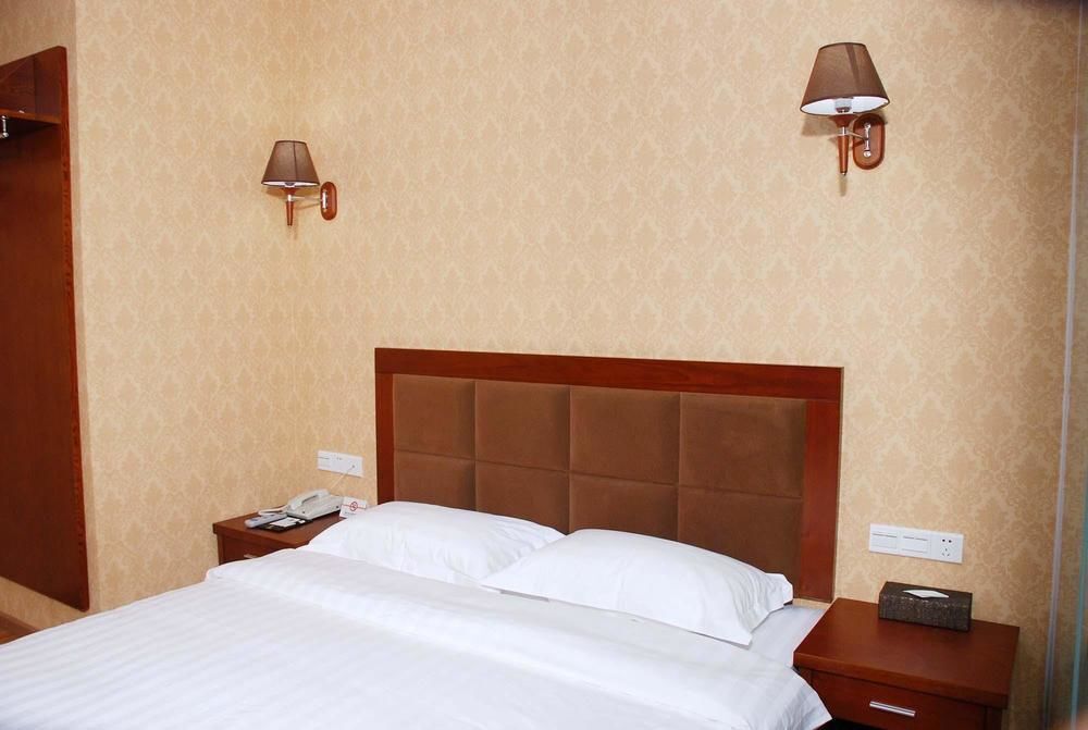 Чунцин: Super 8 Hotel Chongqing Chao Tian Men