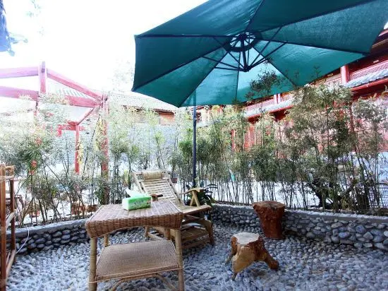 Лицзян: Lijiang Tianyu Sunshine Holiday Inn Zi Qing Boutique