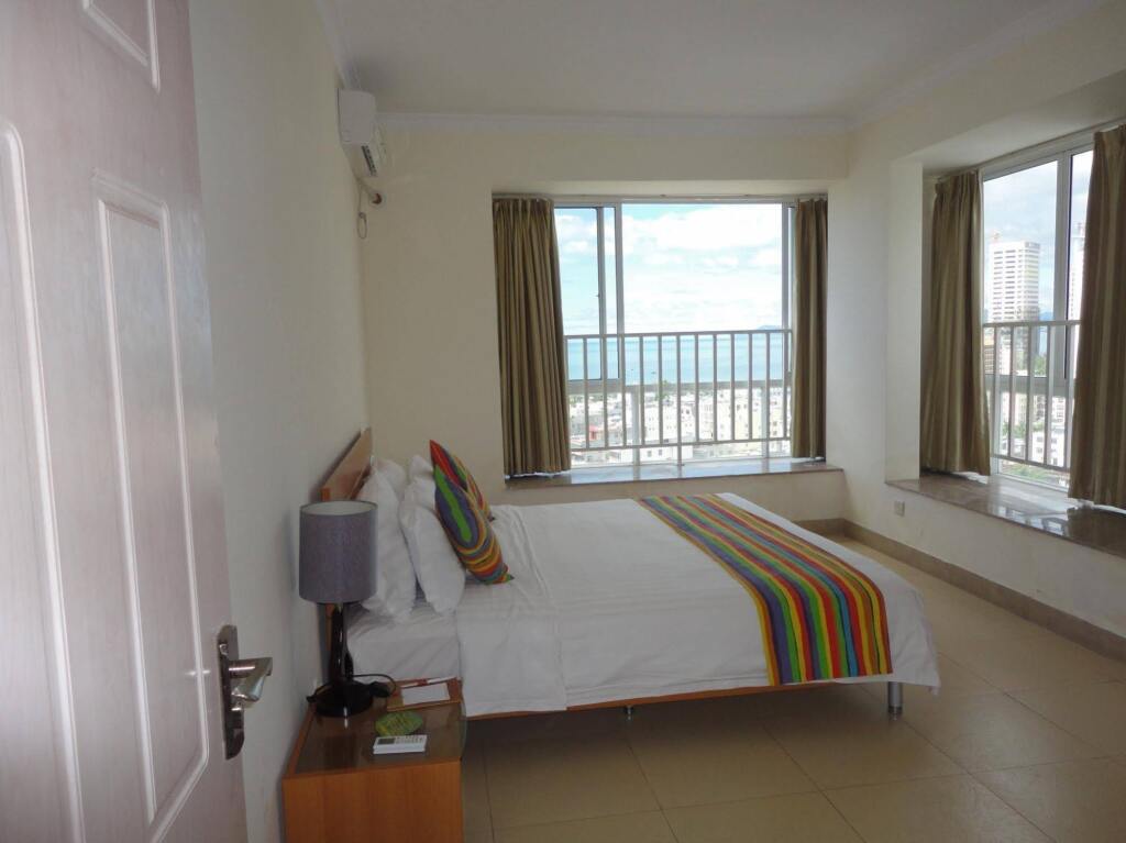 Санья: Century Landscape Sea View Hotel