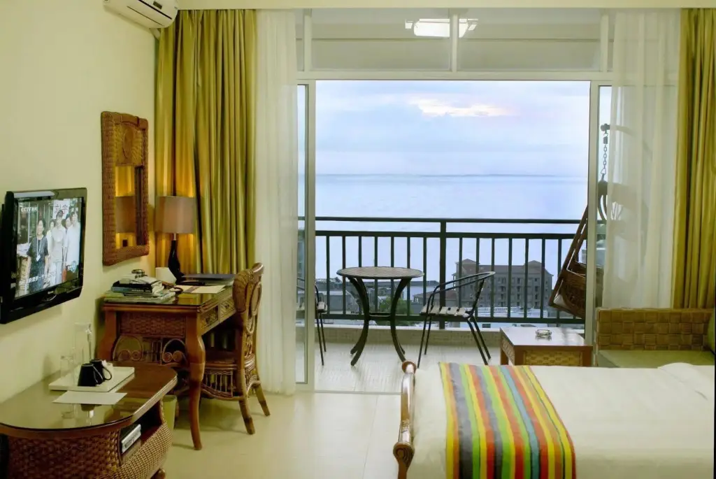 Санья: Century Landscape Sea View Hotel