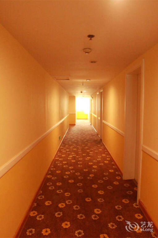 Чэнду: Home Inn Fu Qing