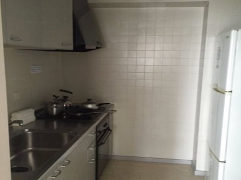 Пекин: JiuXian Condominium