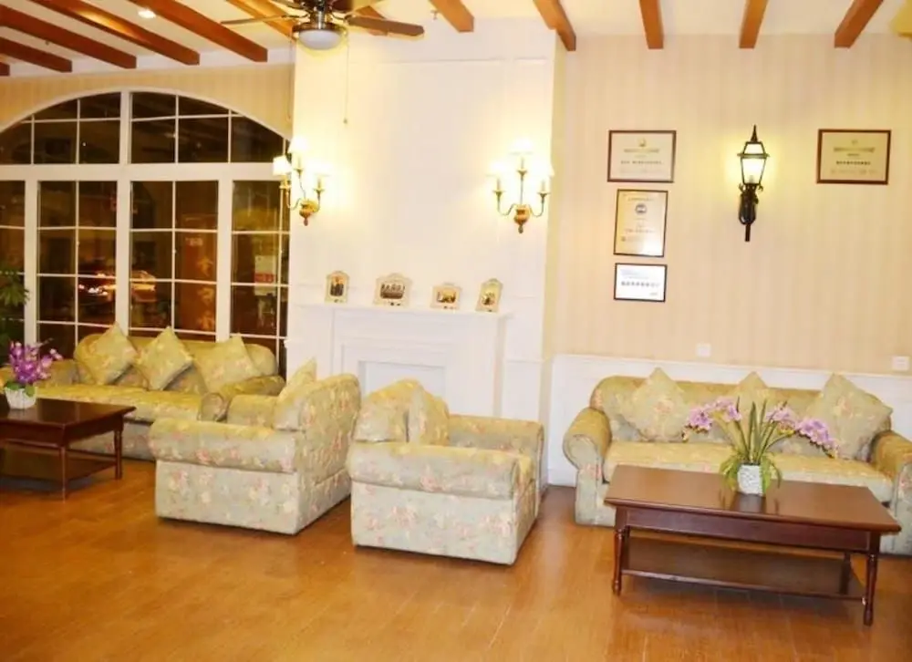 Чэнду: Oak Hotel Managerment Co.ltd