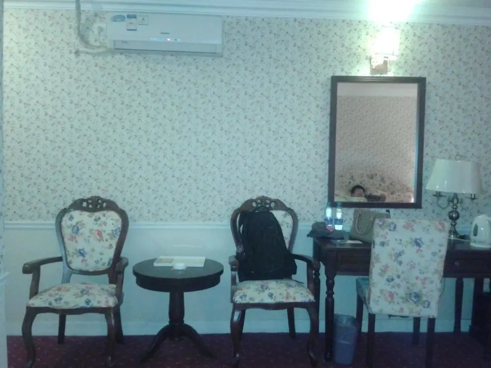 Чэнду: Oak Hotel Managerment Co.ltd