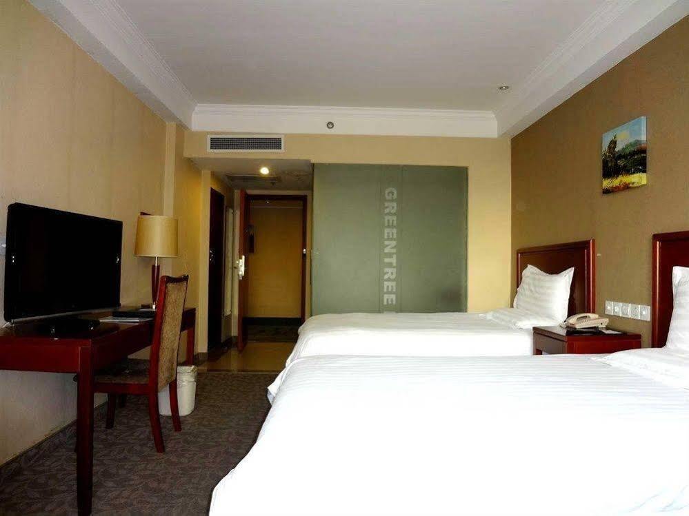 Шанхай: Green Tree Inn Yanan Road - Shanghai