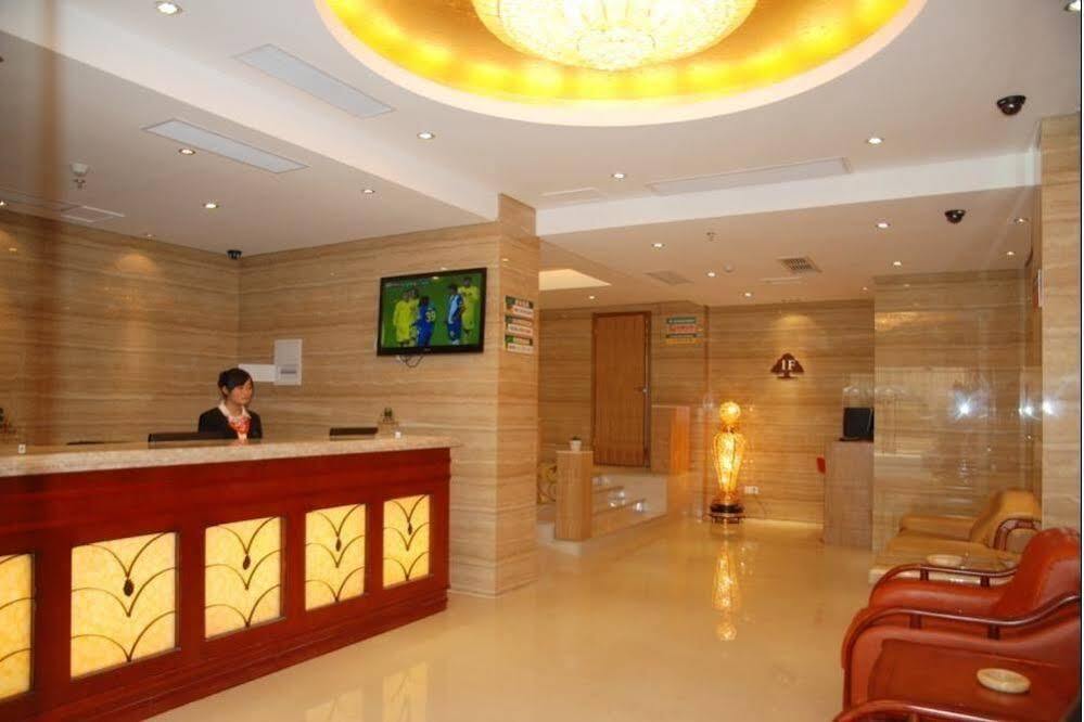 Green Tree Inn - Jiujiang Baibaoli — фото 1