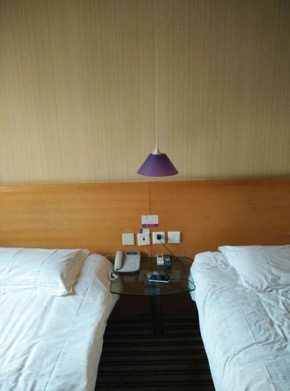 Чжэнчжоу: Weilai Enjoy Home Huo Zhan Street