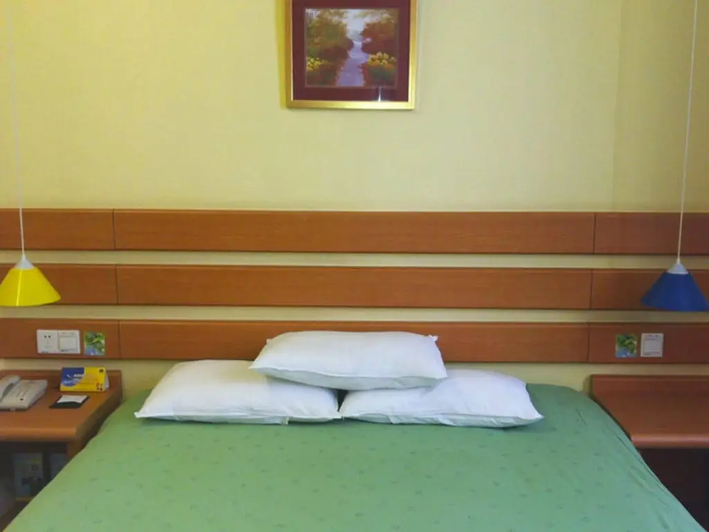 Шанхай: Home Inns Shanghai Lujiazui Dongfang Road Branch