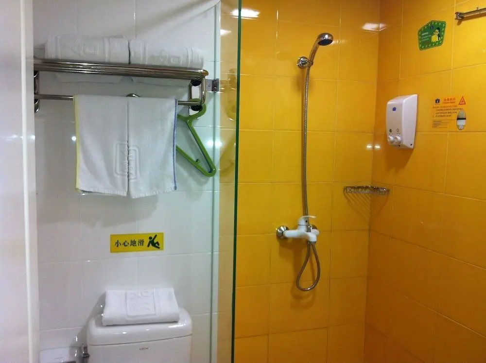 Шанхай: Home Inns Shanghai Lujiazui Dongfang Road Branch