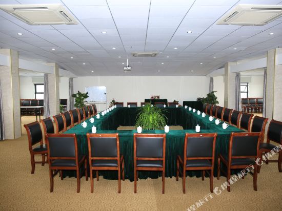 Нанкин: Super 8 Hotel Nanjing Tangshan Town Tang Quan East Road