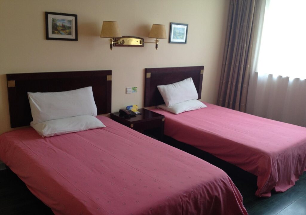 Шанхай: Home Inns Shanghai Caohejing Zhonghuan Caobao Road Branch