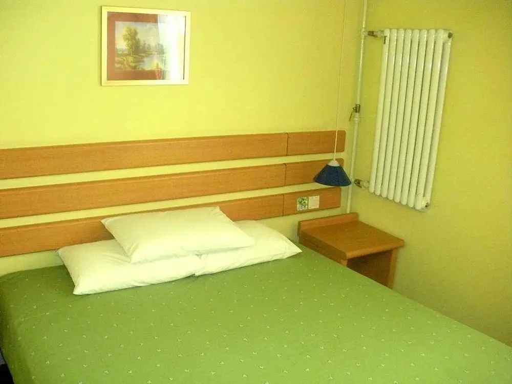 Цзинань: Homeinn Business Hotel (Jinan Red Star Macalline Lishan Road Subway Station)