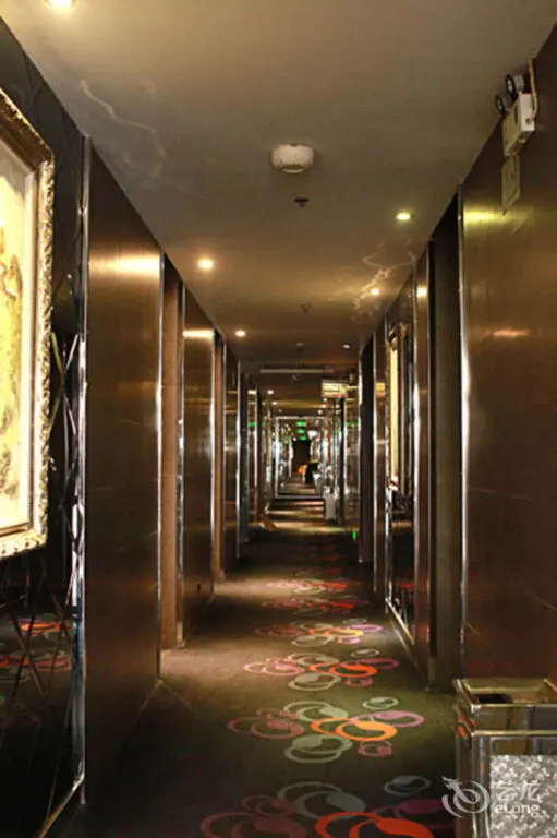 Мааньшань: Qingmu Chain Hotel (Ma'an Shandong Railway Station Hongxing Meikailong RT-Mart)