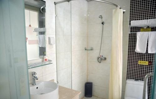 Лаиву: Thank Hotel Laiwu Luzhong East Street