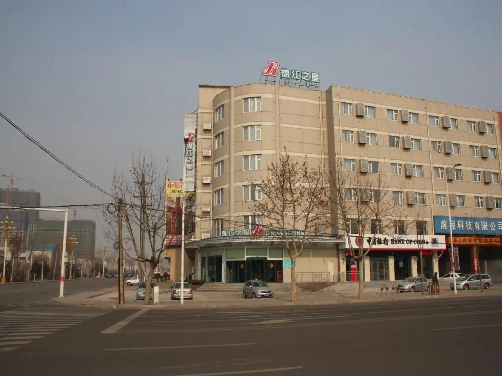 Лаиву: Jinjiang Inn Laiwu Wenyuan East Street