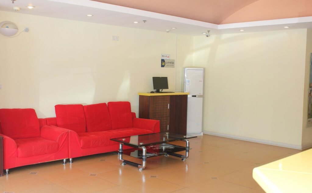 Циндао: Home Inn Chengyang