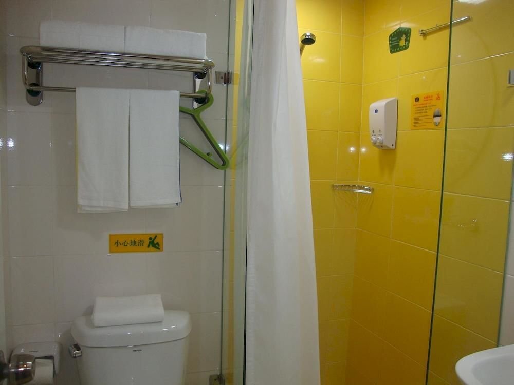 Лянфан: Home Inn-sanhe Yanling Road Branch