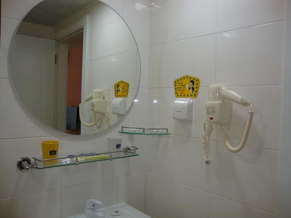 Лянфан: Home Inn-sanhe Yanling Road Branch