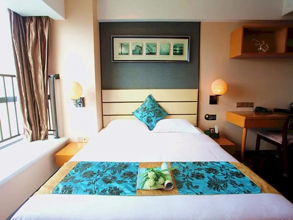 Haiyuetai Tropical View Theme Hotel — фото 1