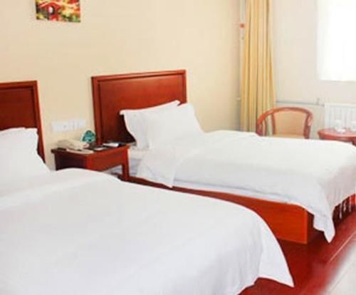 Линьи: Greentree Inn