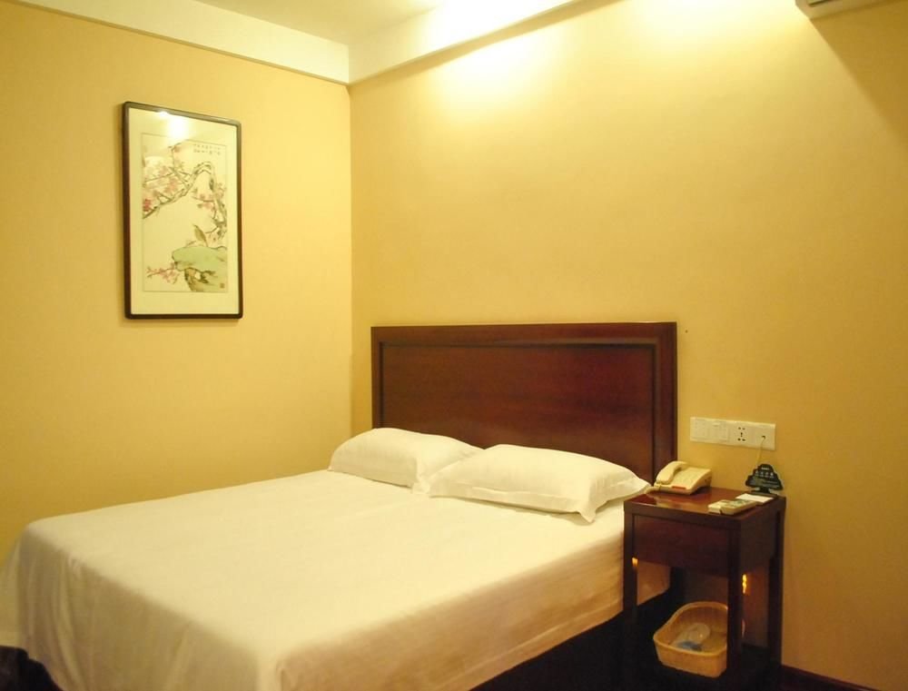 Янчжоу: GreenTree Inn Yangzhou South Xindu Road Trade City Express Hotel