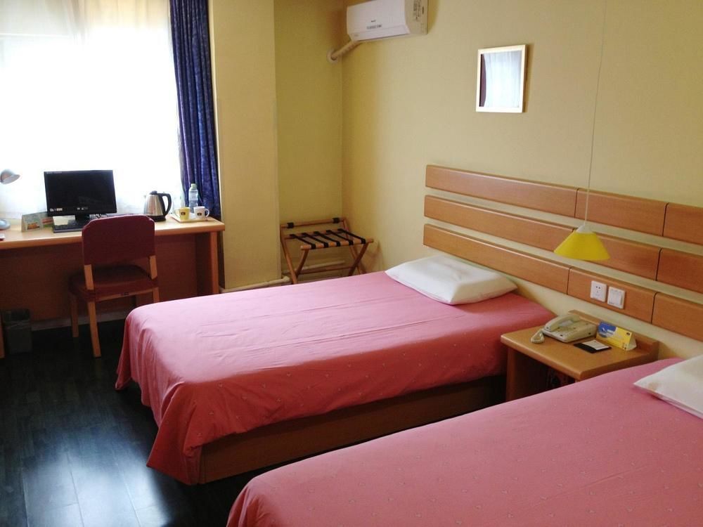 Циндао: Homeinn Hotel (Qingdao Harbin Road Vanke City Shuangshan Subway Station)