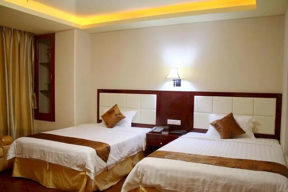 Шэньчжэнь: Shenzhen Xianzhihu Hotel