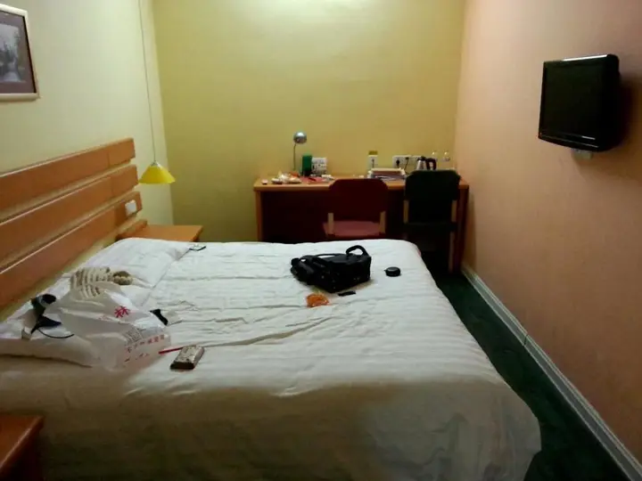 Циндао: Qingdao Home Inn - Convention Center