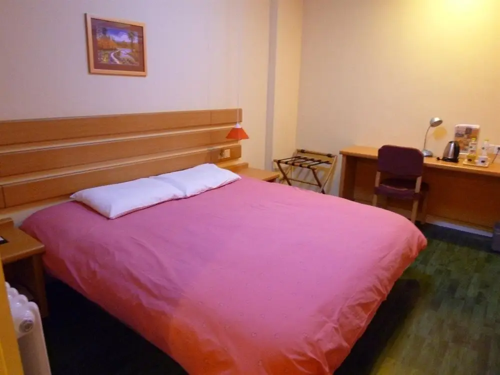 Циндао: Qingdao Home Inn - Convention Center